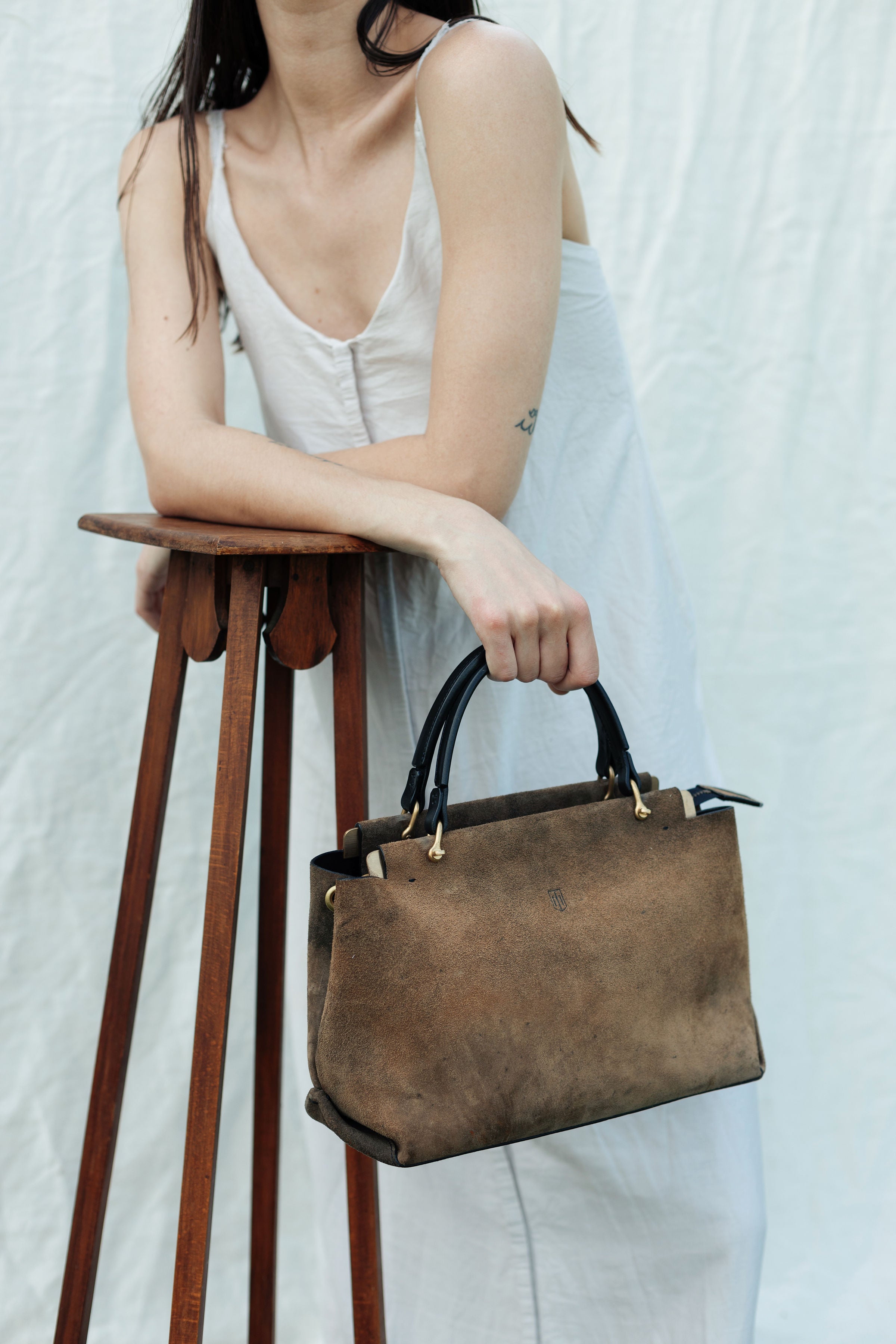 CONSONUS FEMINA (GRAU/BRAUN)