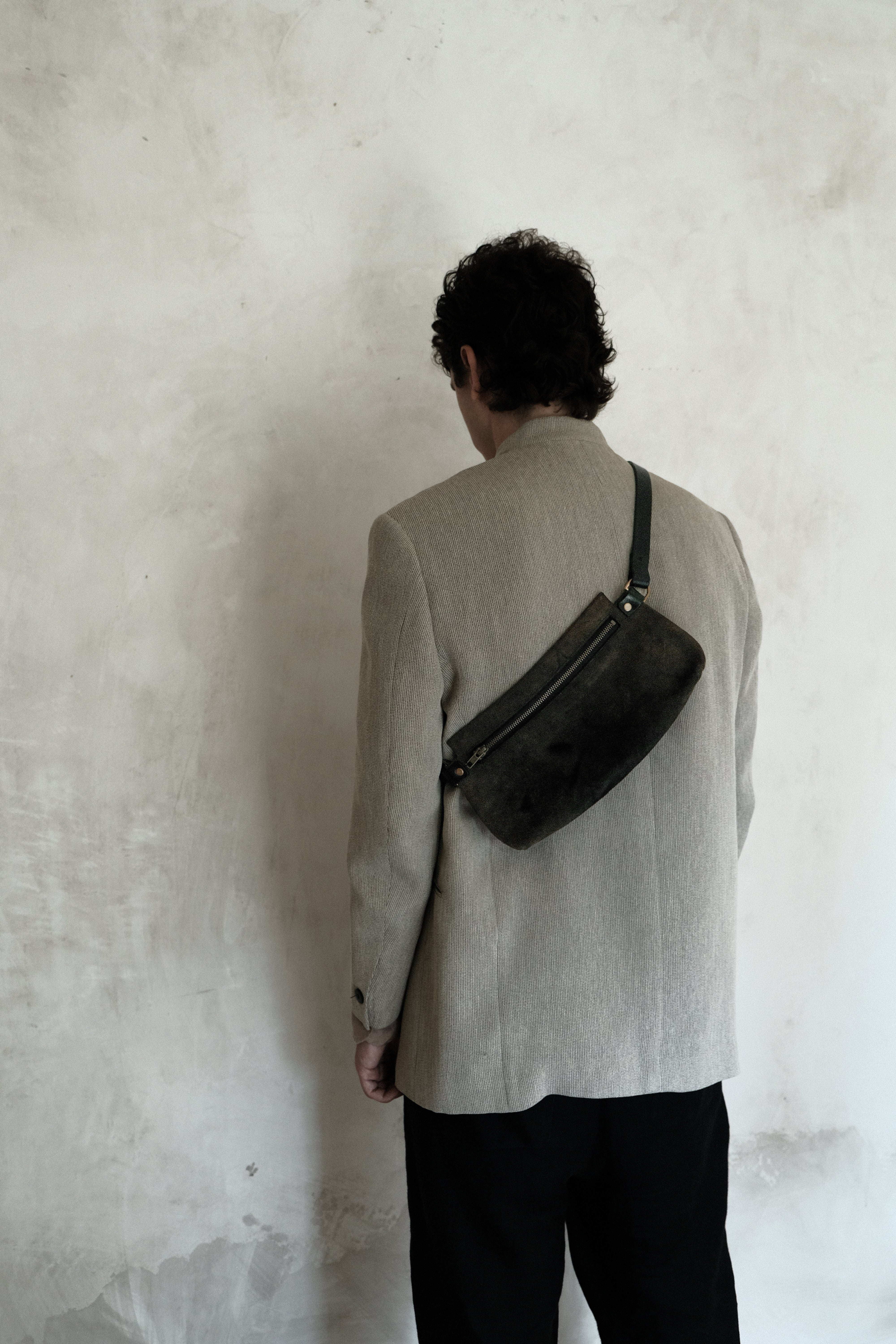 CONSONUS CROSSBODY